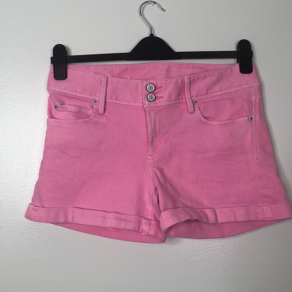 Lilly Pulitzer Pants - Lilly Pulitzer Pink 5 Pocket Clifton Shorts, Sz 6